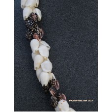 Color Block 'Alilea Shell Lei